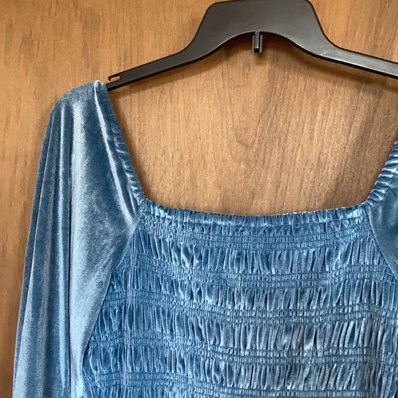 Offer $20 LC Lauren Conrad smocked flounce hem velvet dress duller blue size L - Picture 17 of 17